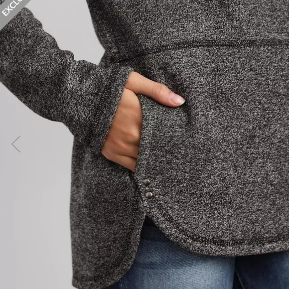 🩶Woman Size M Hooded Sweatshirt 🩶 - Picture 3 of 5